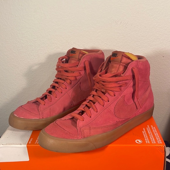 Nike Blazer Mid 77 Suede Light Redwood Size 10 - Picture 3 of 5